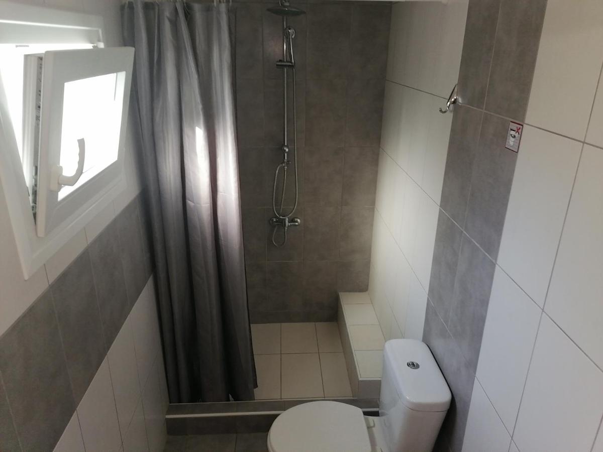 Porto Almira Beachfront House Nikiti  Zewnętrze zdjęcie