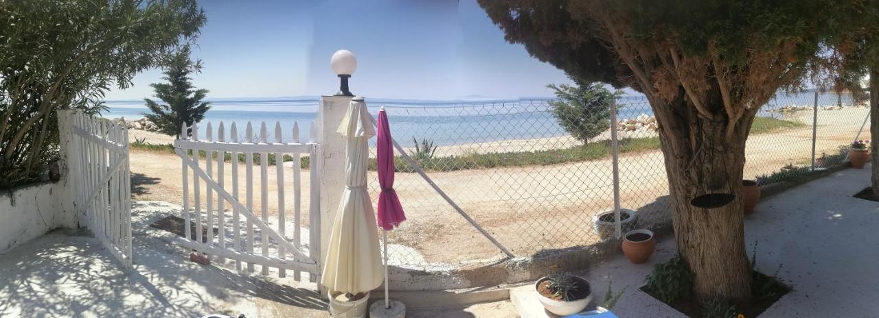 Porto Almira Beachfront House Nikiti  Zewnętrze zdjęcie