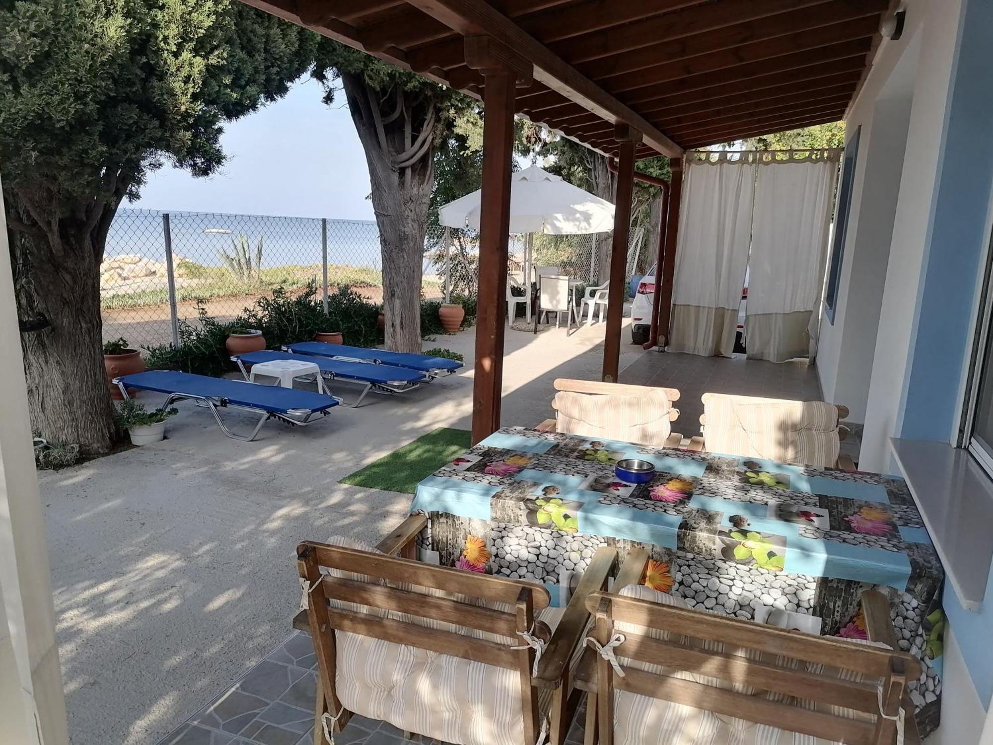 Porto Almira Beachfront House Nikiti  Zewnętrze zdjęcie